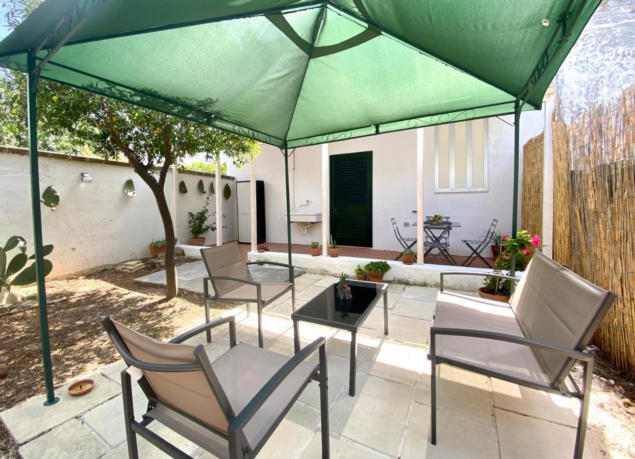 Appartement La Casa Di Nina à Surano Extérieur photo