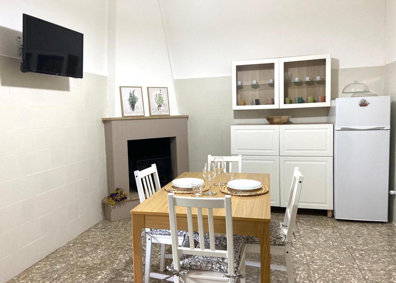Appartement La Casa Di Nina à Surano Extérieur photo