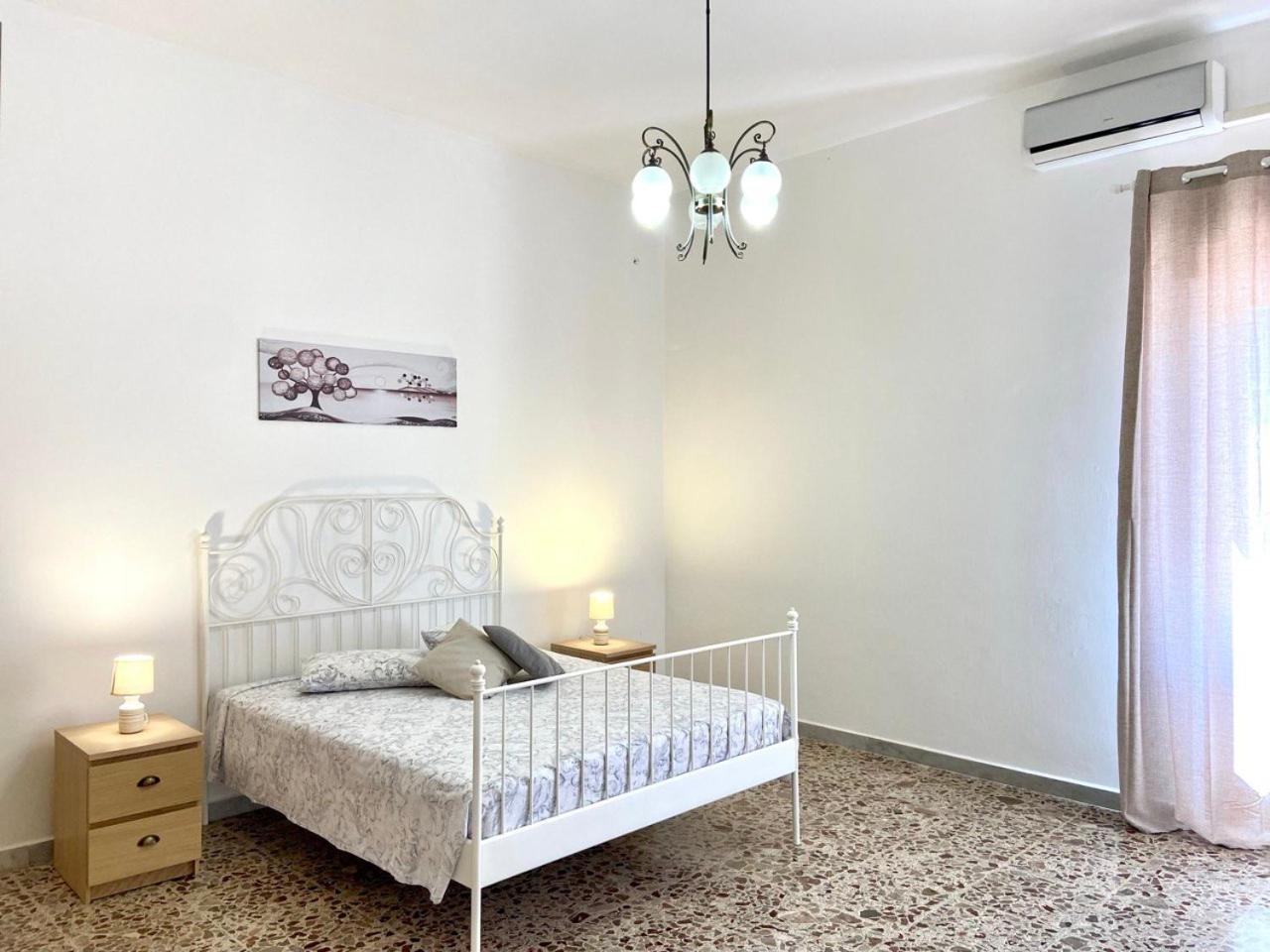 Appartement La Casa Di Nina à Surano Extérieur photo