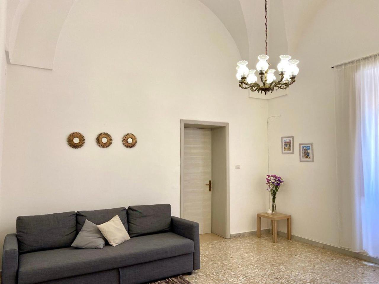 Appartement La Casa Di Nina à Surano Extérieur photo